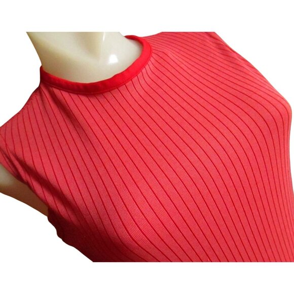 XS Vintage 1970s Red Sleeveless Ribbed Nylon/Polyester One-Piece Romper - Picture 4 of 6